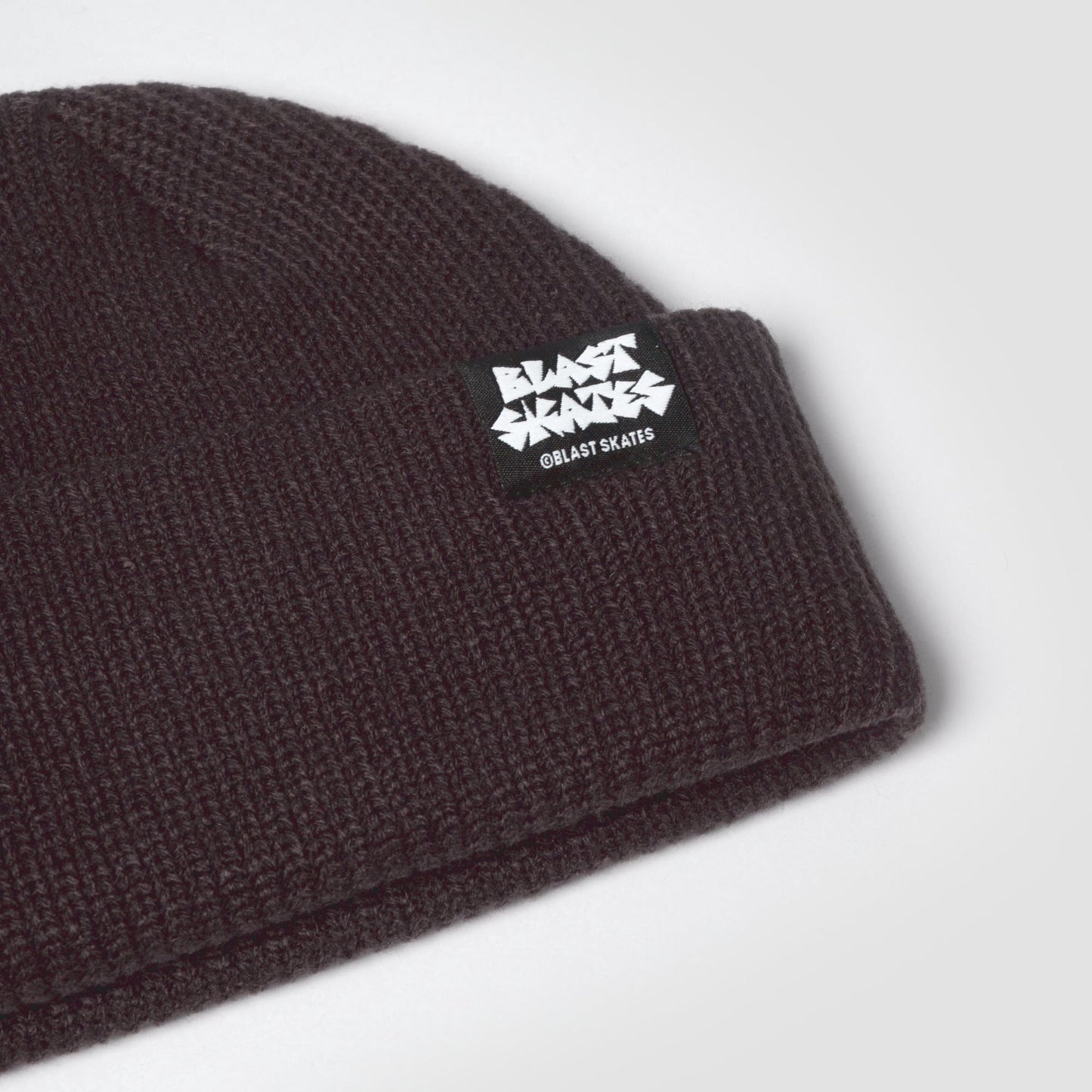 BLAST BEANIE - BLACK