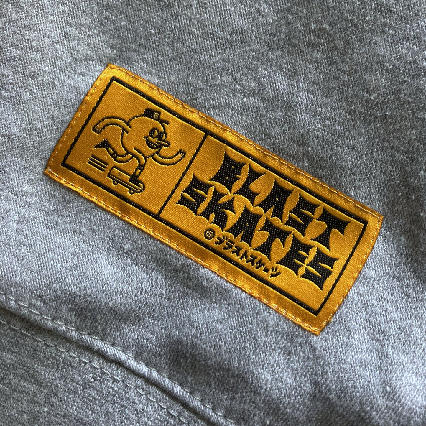 GOLDEN LABEL CREW NECK SWEATSHIRT