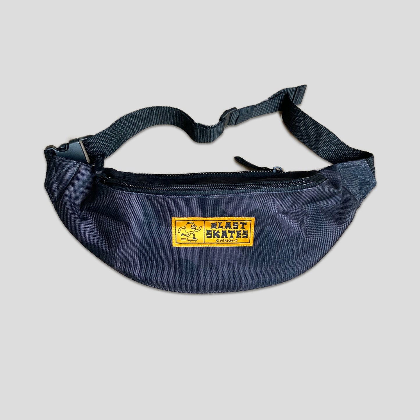 GOLDEN LABEL NIGHT CAMO SHOULDER BAG