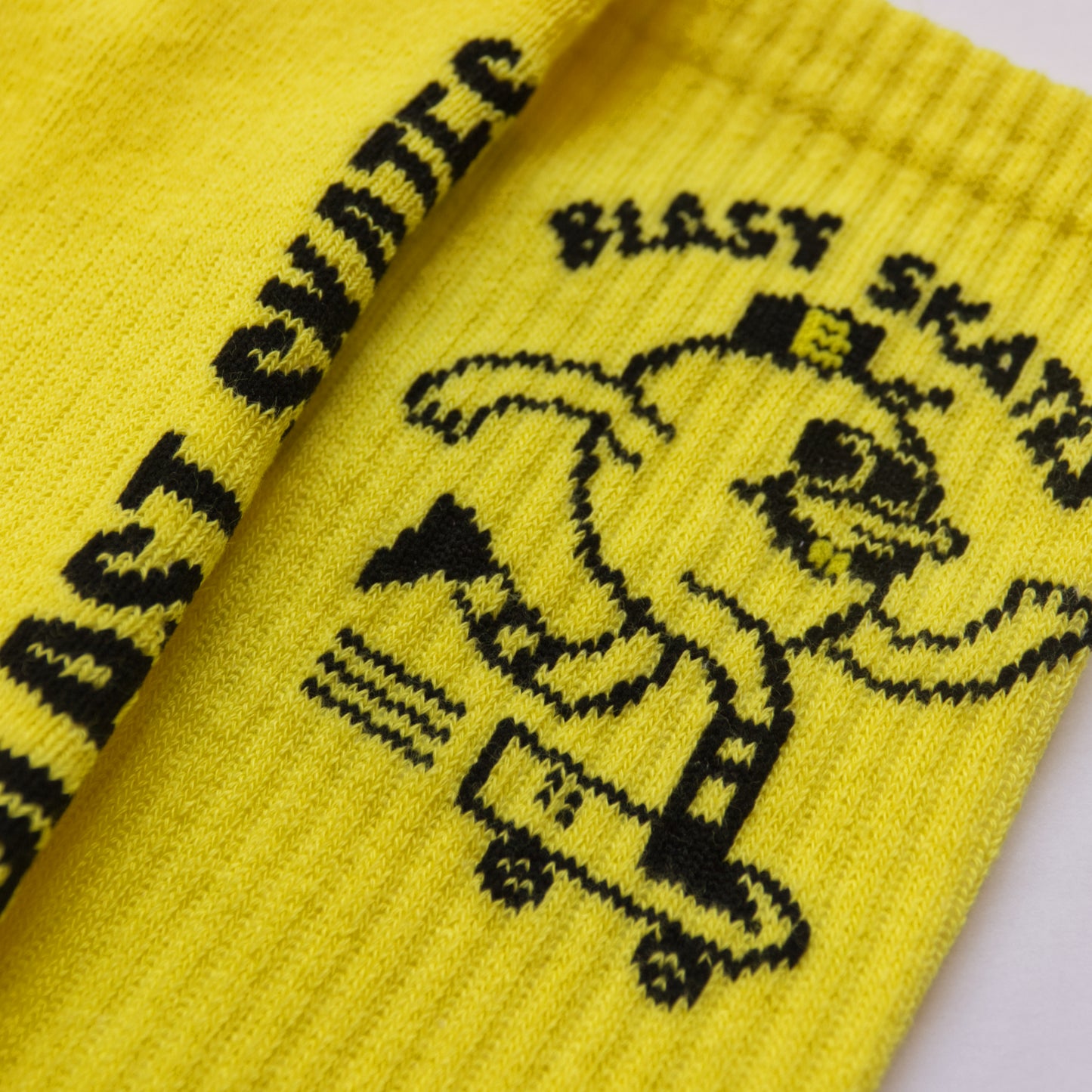 BLAST SKATES CREW SOCKS